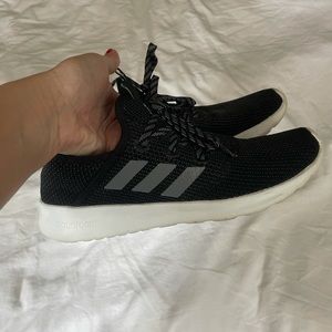 Adidas cloudfoam in black